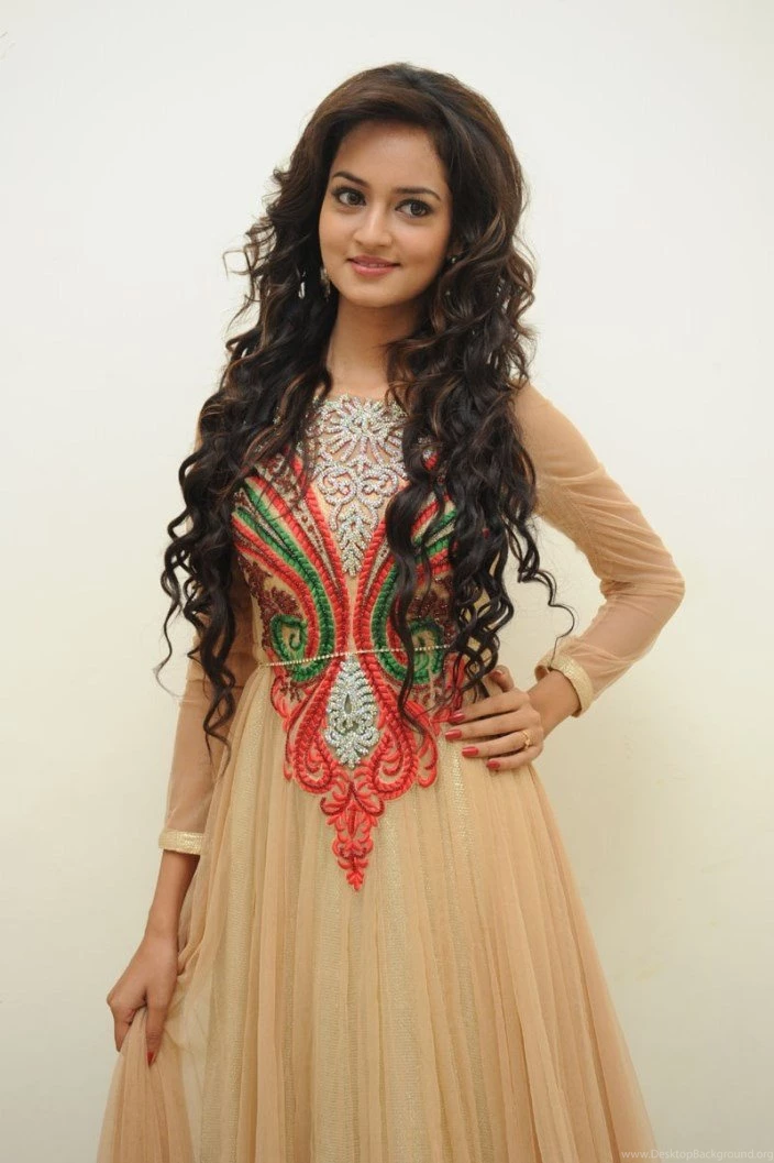 A Z PHOTOS: Heroine Shanvi Photos