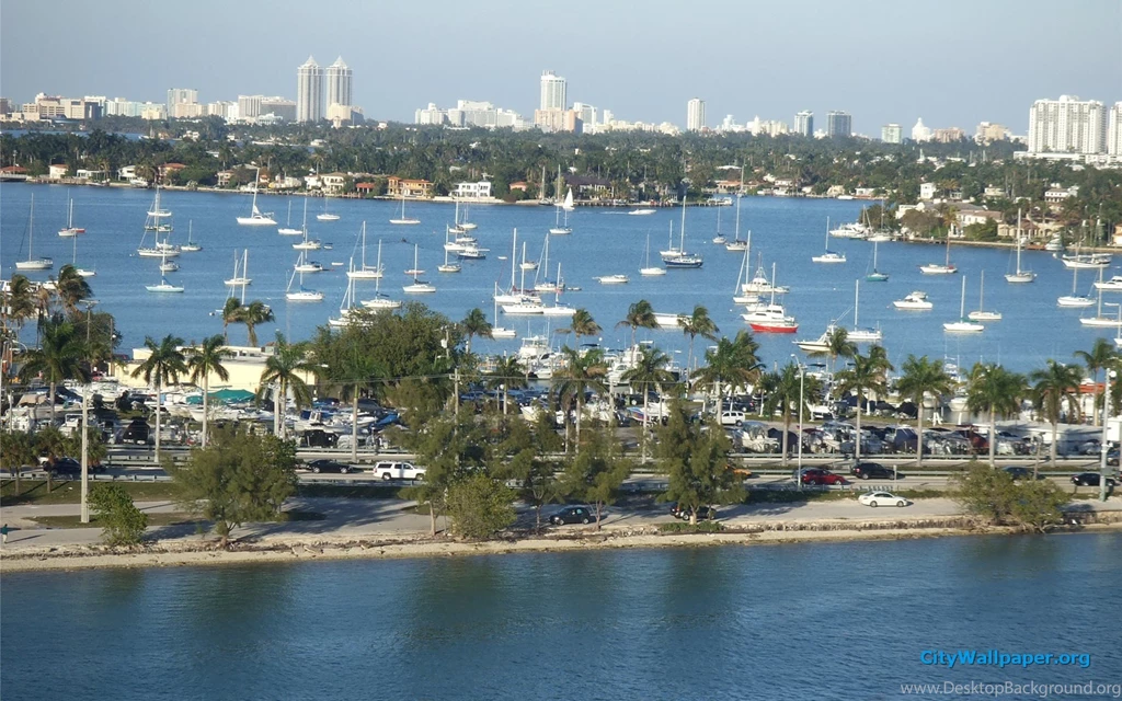 Download Miami City Wallpapers Hd