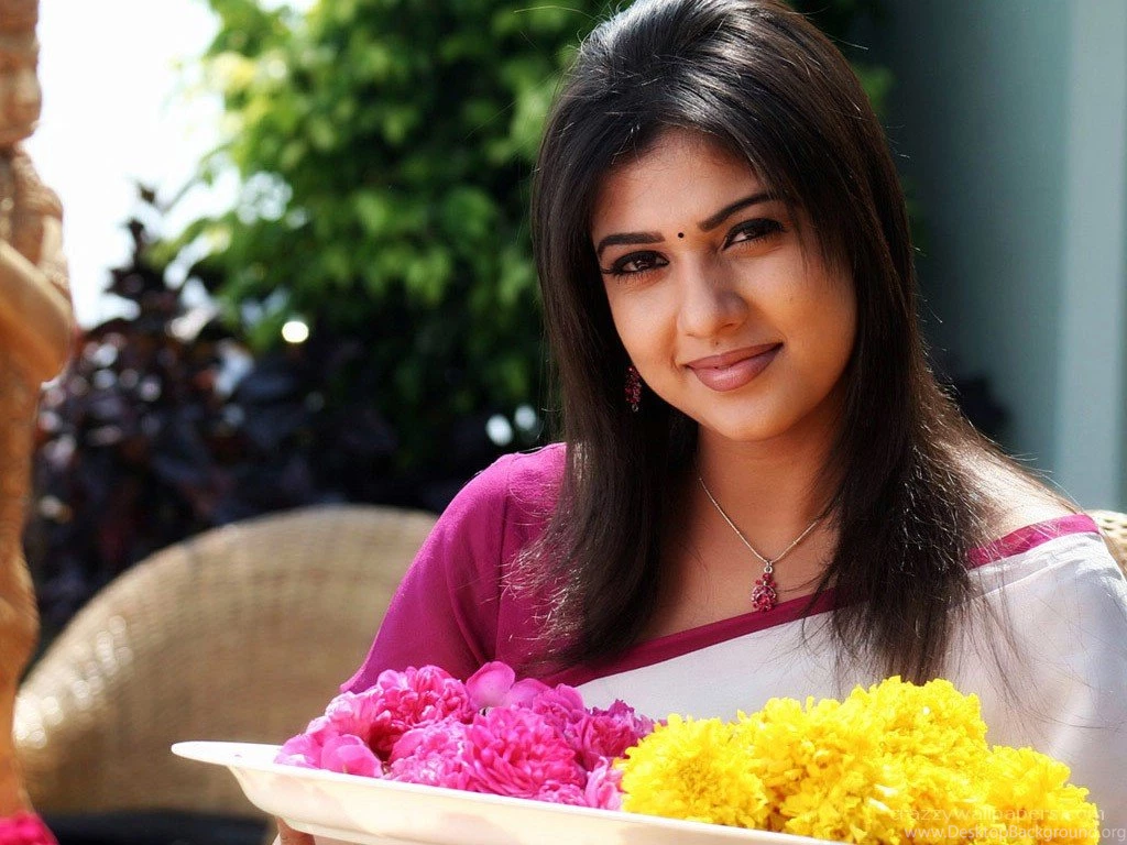 Hot Photos > Nayanthara hot in vallavan > NAYANATARA HOT HD ...
