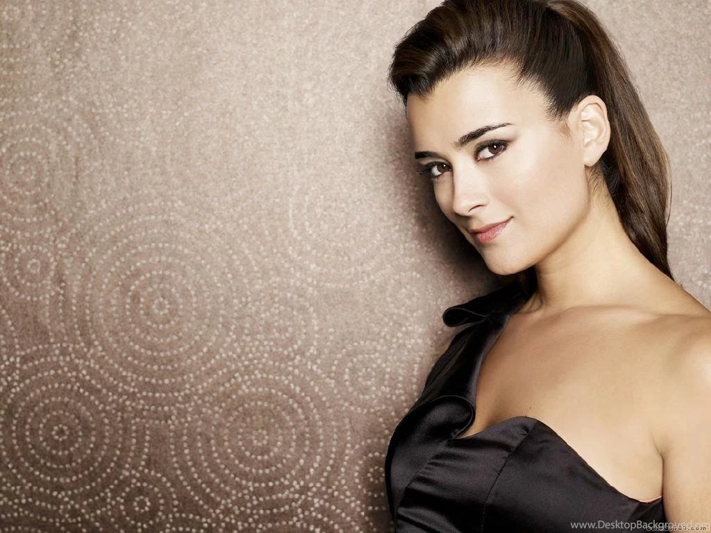 Top Cote De Pablo Pictures