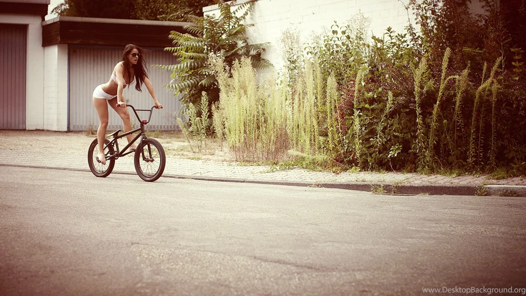 Wallpapers Bmx Barefoot On Bike For X Hdtv P Hd Wide 1920x1080 ...