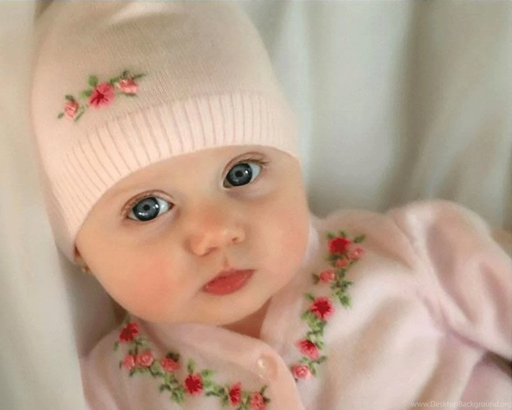 Cute Baby Photos Wallpapers Free Download Hd Wallpapers And