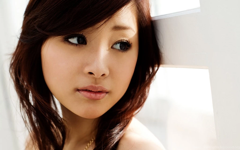 Beautiful Japanese Girls Wallpapers