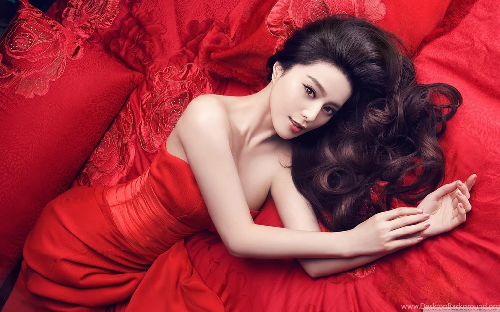 Lady In Red Wallpapers Full HD [2560x1600]   Free Wallpapers Full Hd ...