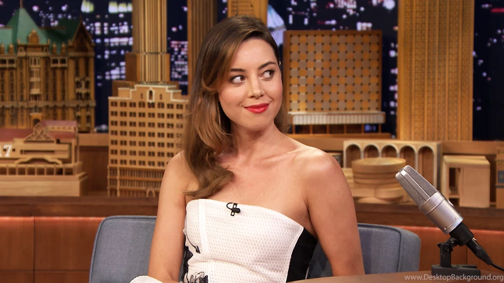 Aubrey Plaza Balls Hard On The Basketball Court The Tonight Show