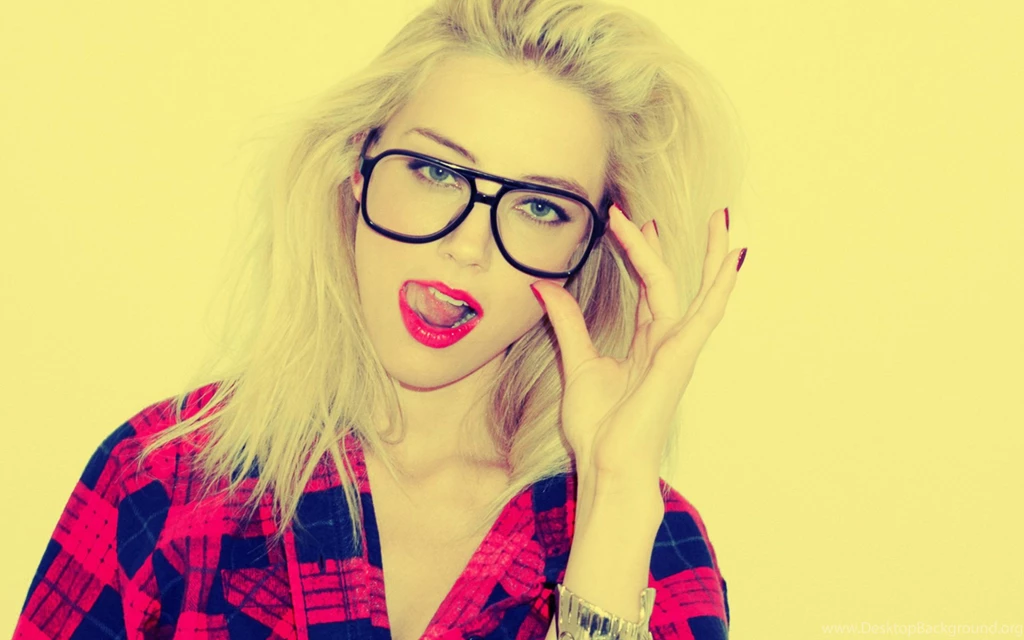 Magnificent Fashion Wallpapers