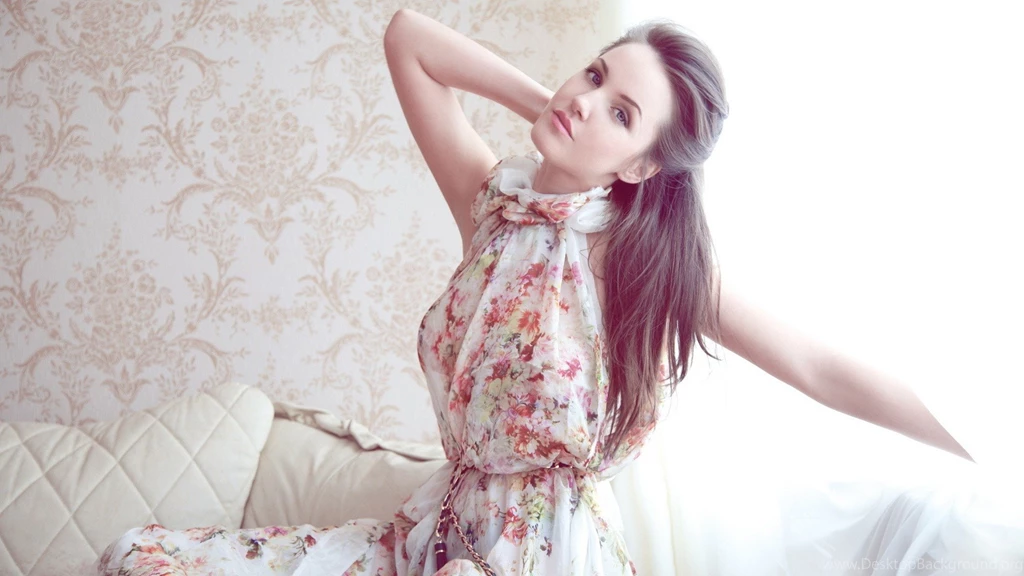 Girl Fashion Wallpapers