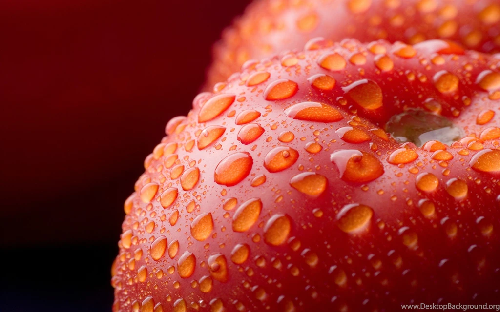 Download Wallpaper: Apple, Large, Water, Desktop Wallpapers