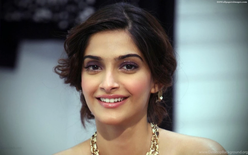 Sonam Kapoor HD Wallpaper Images Pics Latest Photos