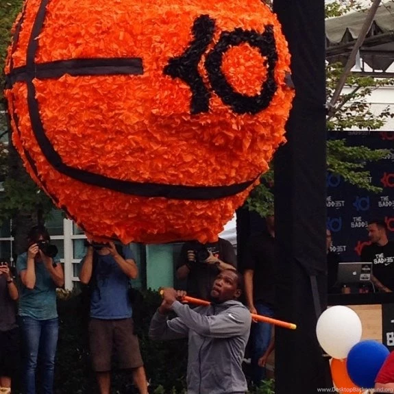 Nike Gave Kevin Durant A Giant Pinata & Redskins KD7 Shoes As ...