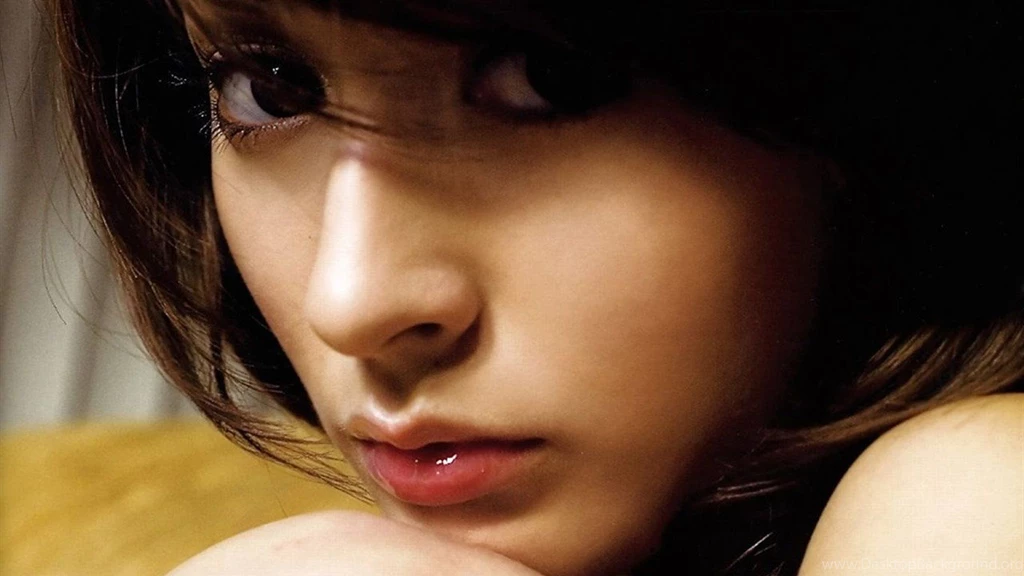 Leah Dizon Beautiful Wallpapers