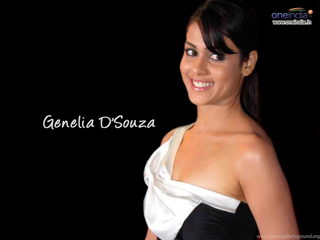 Wallpapers Melanie Iglesias Hot Pictures Intight Shorts Genelia D ...