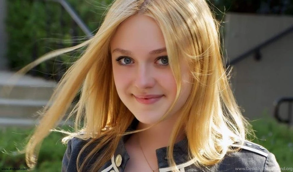 High Definition emma roberts Wallpapers