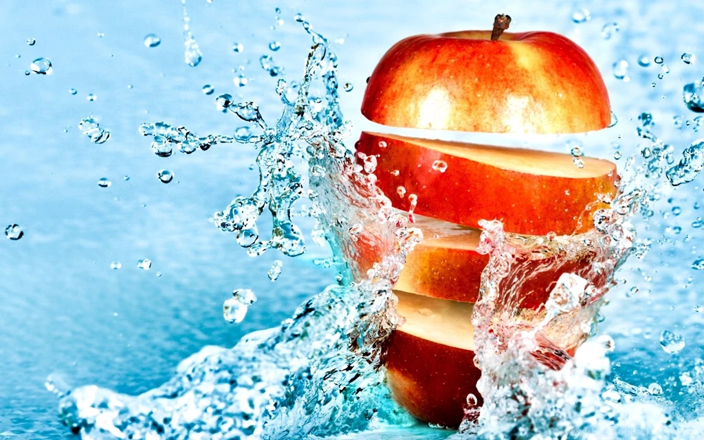 Sliced Apple Fruit Wallpapers 3623 1680x1050 UMad.com