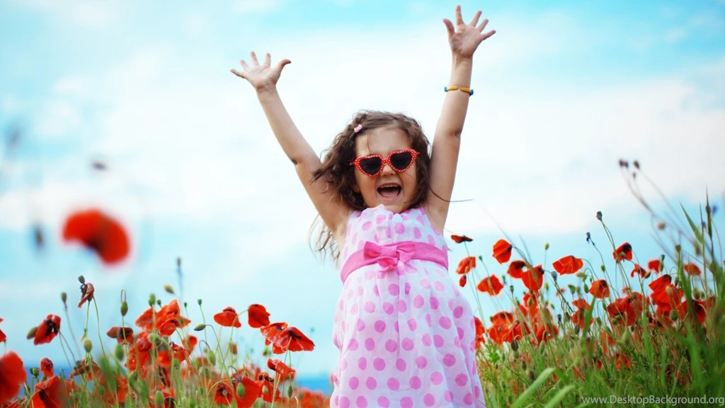 High Resolution Happy People Girl Colorful Wallpapers HD 12 Full ...