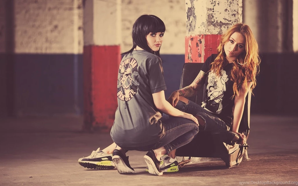 Celebrities Backgrounds In High Quality: Melissa Clarke By John ...