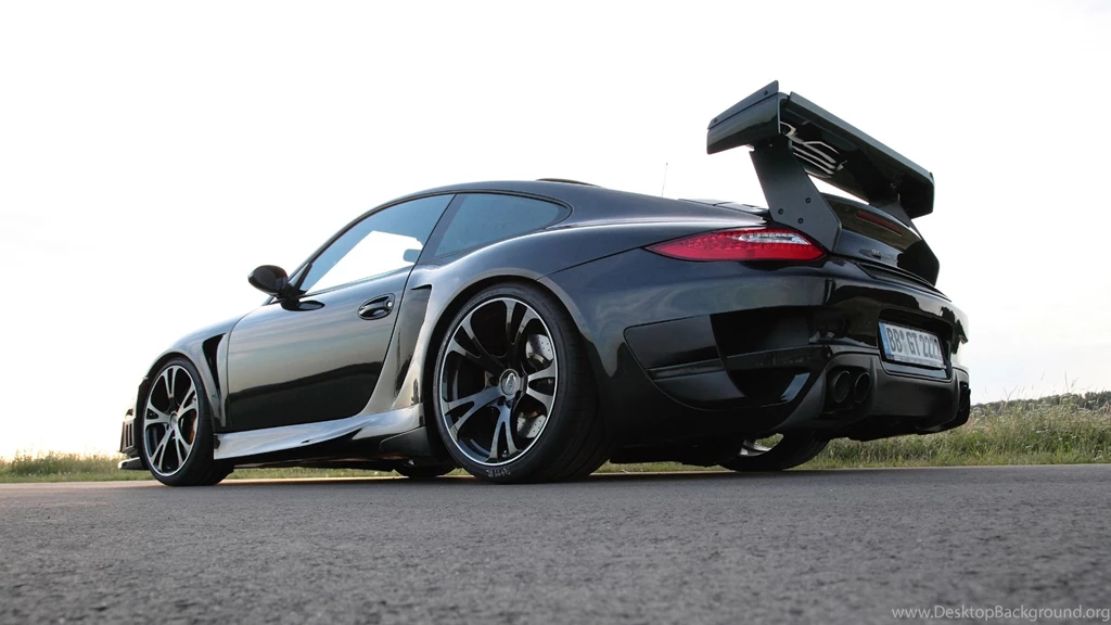 Dark Porsche GT Street Racing