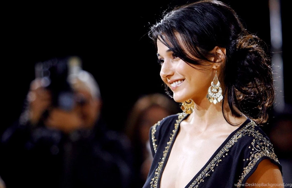 Emmanuelle Chriqui Wallpapers Wallpapers Of Emmanuelle Chriqui ...