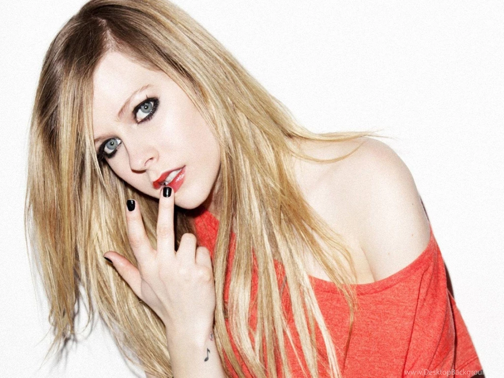 Avril Lavigne Wallpapers >> Backgrounds With Quality HD