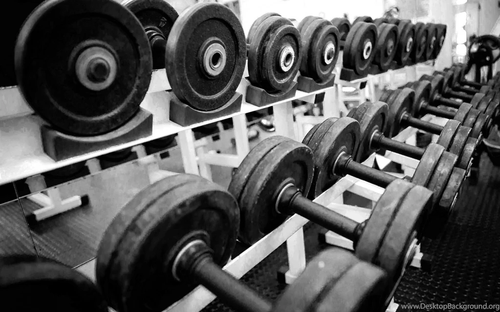 Wallpapers Download 2880x1800 Dumbbells In A Gym