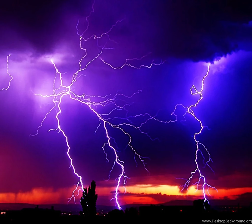 Free 1440X1280 Lightning 1440x1280 Wallpapers Screensaver Preview ...