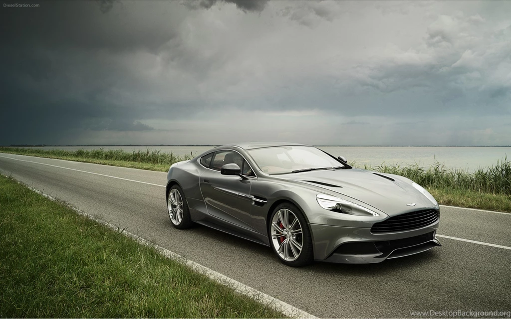 2013 Aston Martin Vanquish.jpg