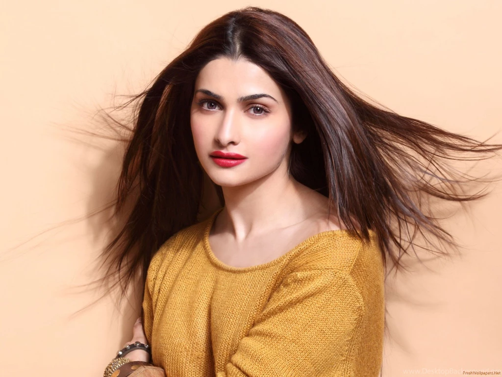 Prachi Desai Beautiful Hair Style Wallpapers