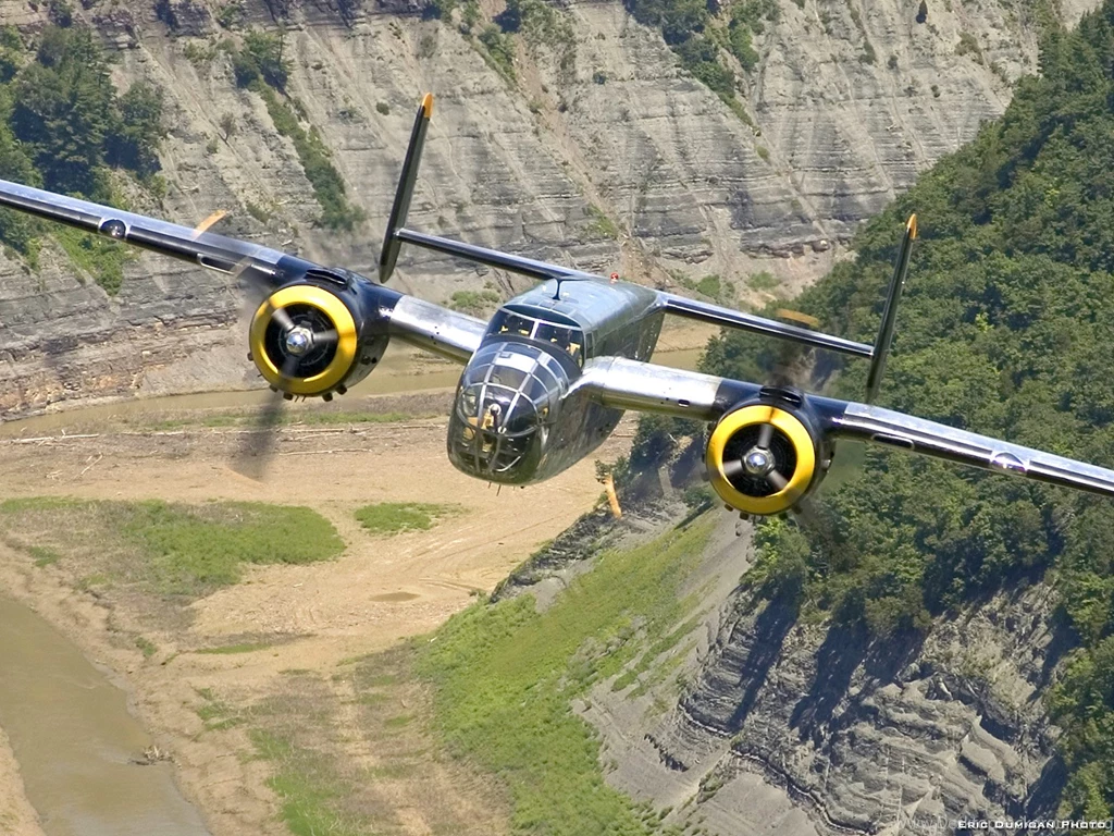Warbird Depot Desktop Wallpapers > November 2009