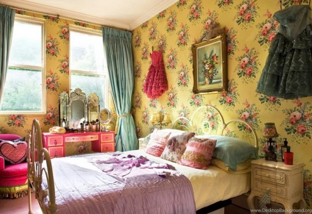 Cool Wallpapers For Bedroom A Teenage Girls With Flower Pattern ...