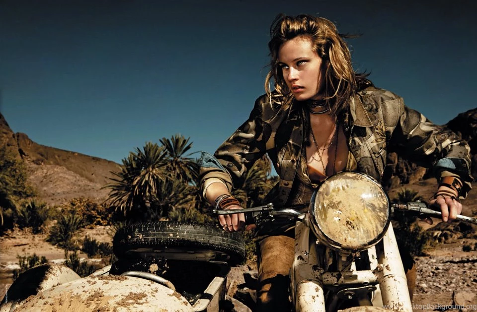 Girl On An Old Motorcycle: Post Your Pics!