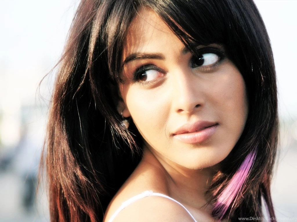 Genelia D'souza Cover Photos For Facebook – AwazPost.com