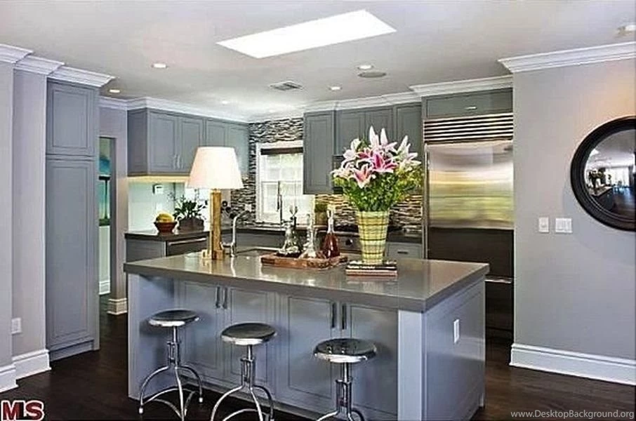 Flipping Out's Jeff Lewis Aims For Teeny Profit On L.A. Abode Curbed