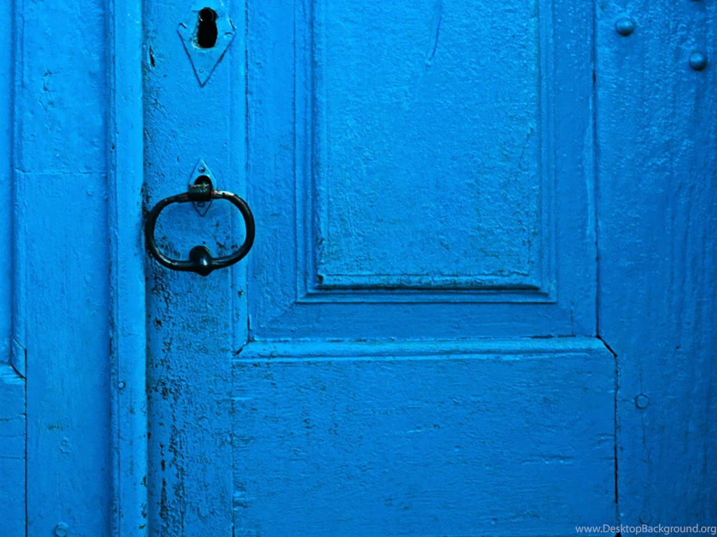 Top 12 Single Door Wallpapers