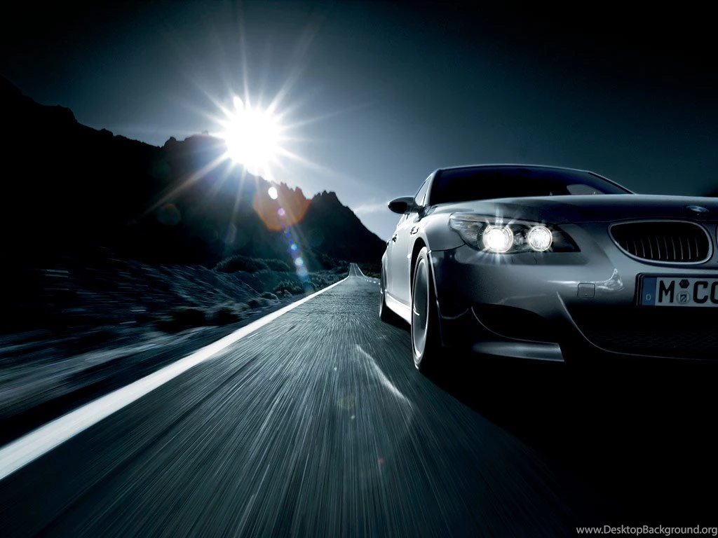 BMW Downloads : BMW M5 Sedan Wallpapers