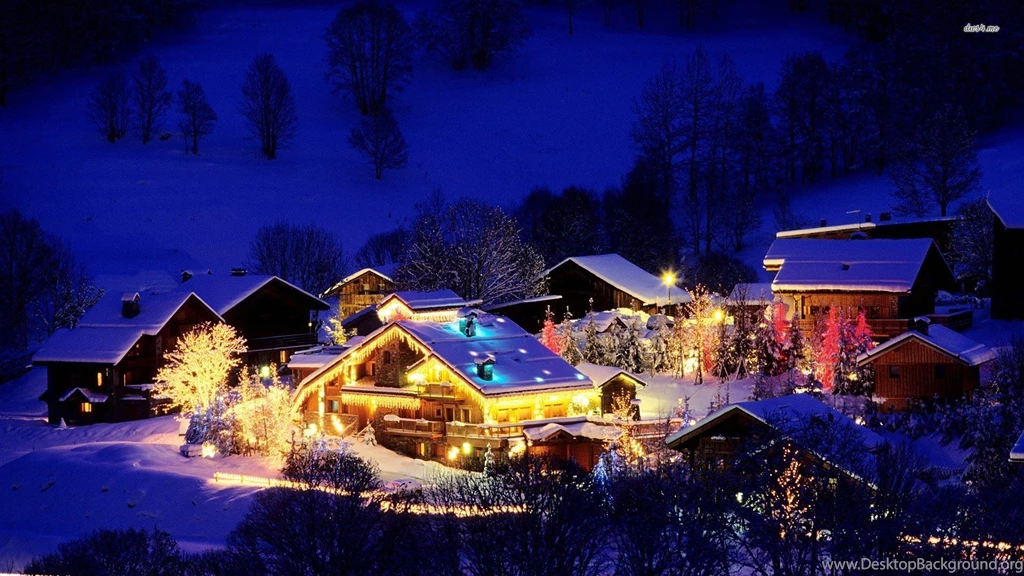 Christmas Lights In The Small Village Wallpapers » WallDevil Best ...