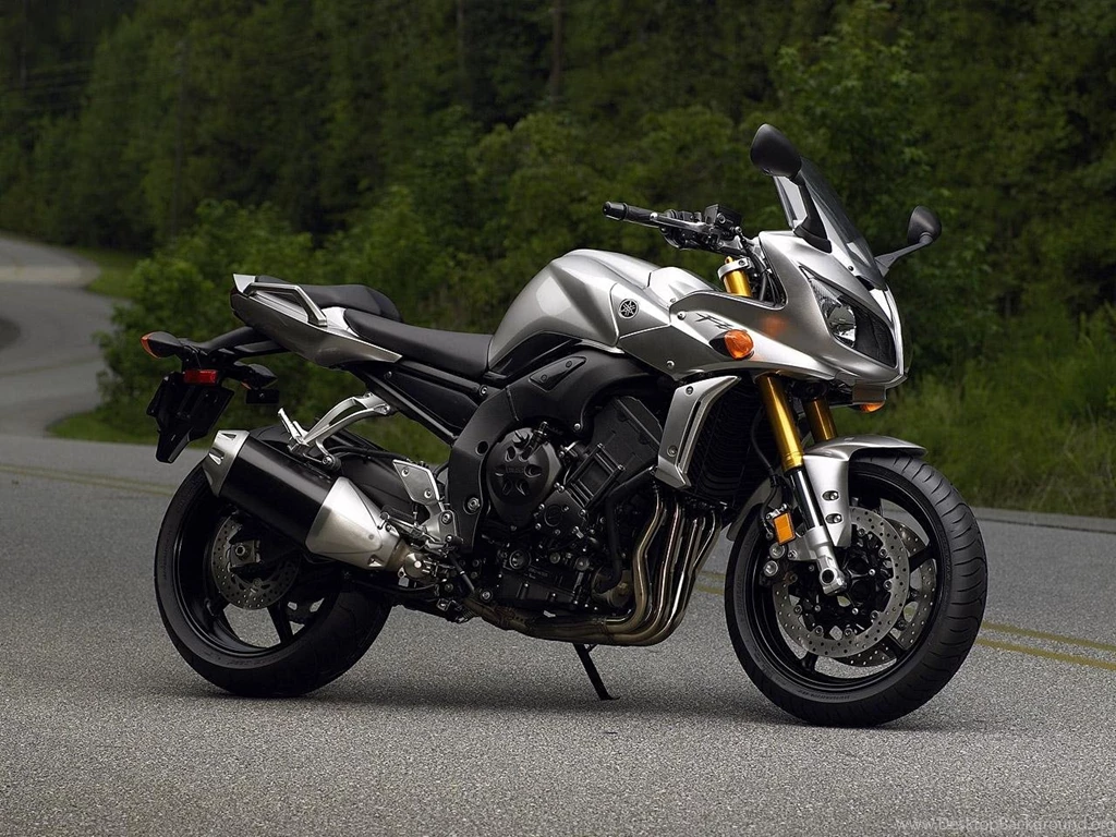 2015 Yamaha R1 Image