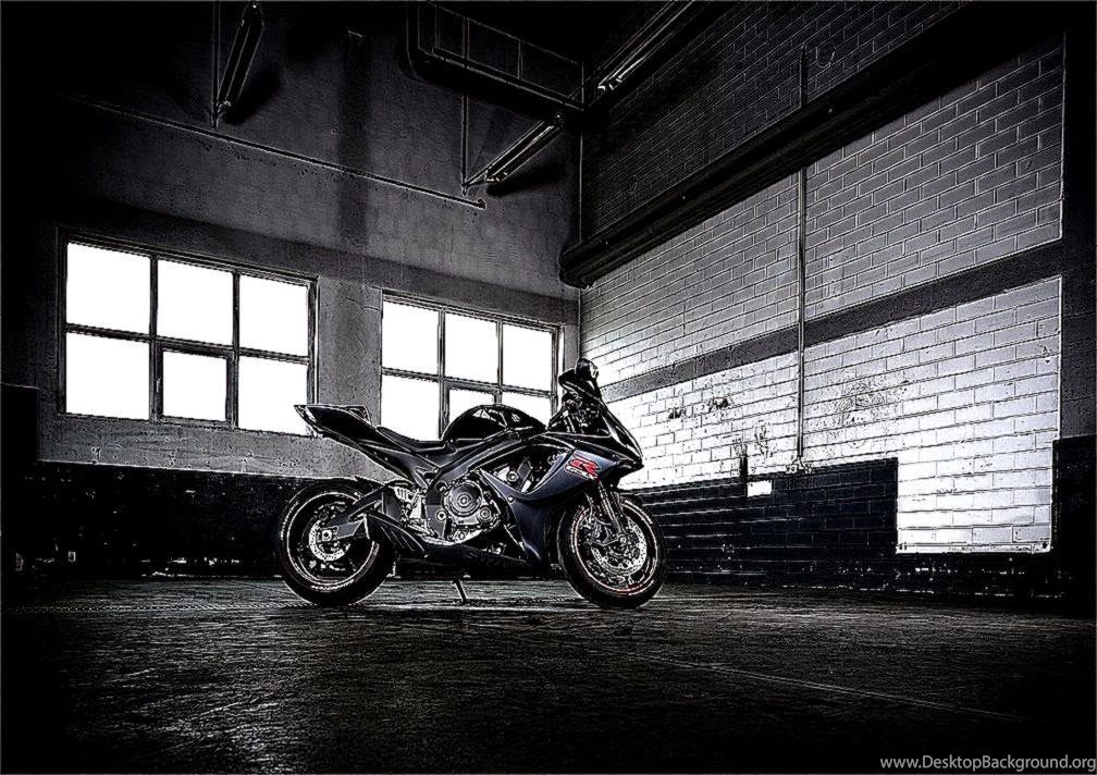 Suzuki Gsx R750 Desktop Wallpapers
