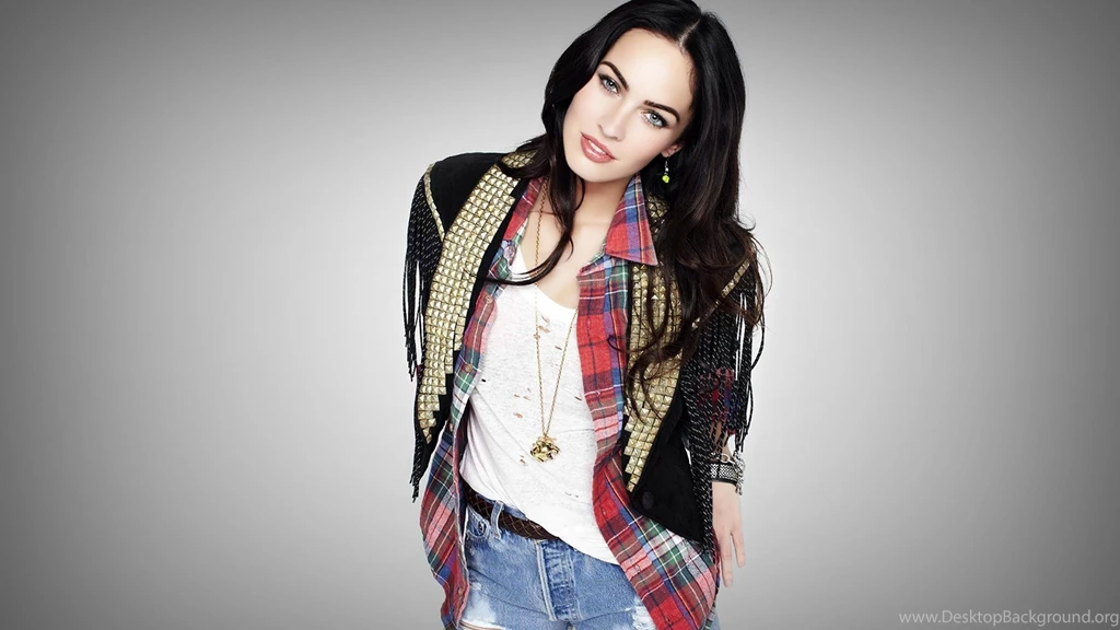 Sexy Megan Fox Wallpapers