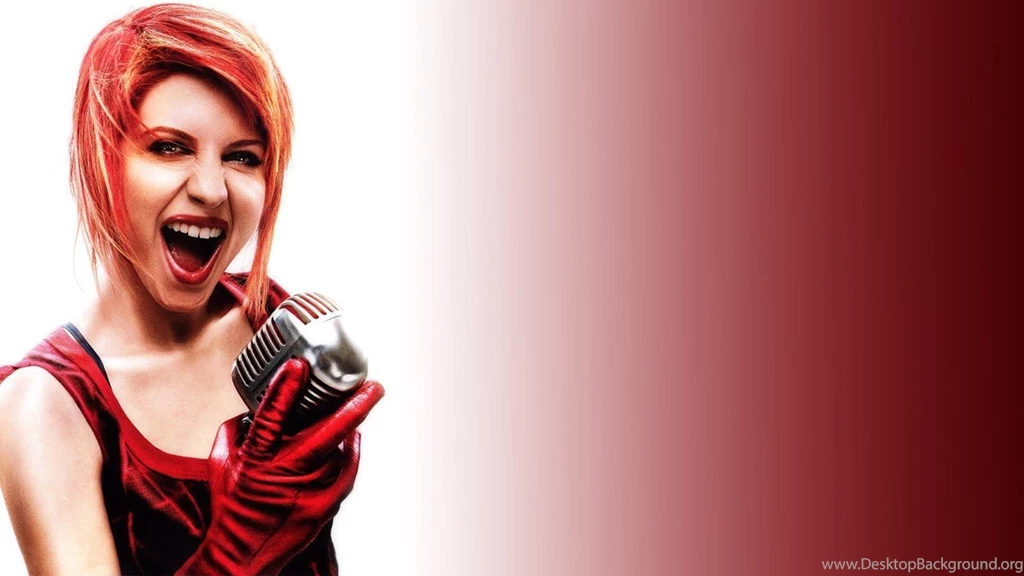 Download Hayley Williams Wallpapers 1366x768
