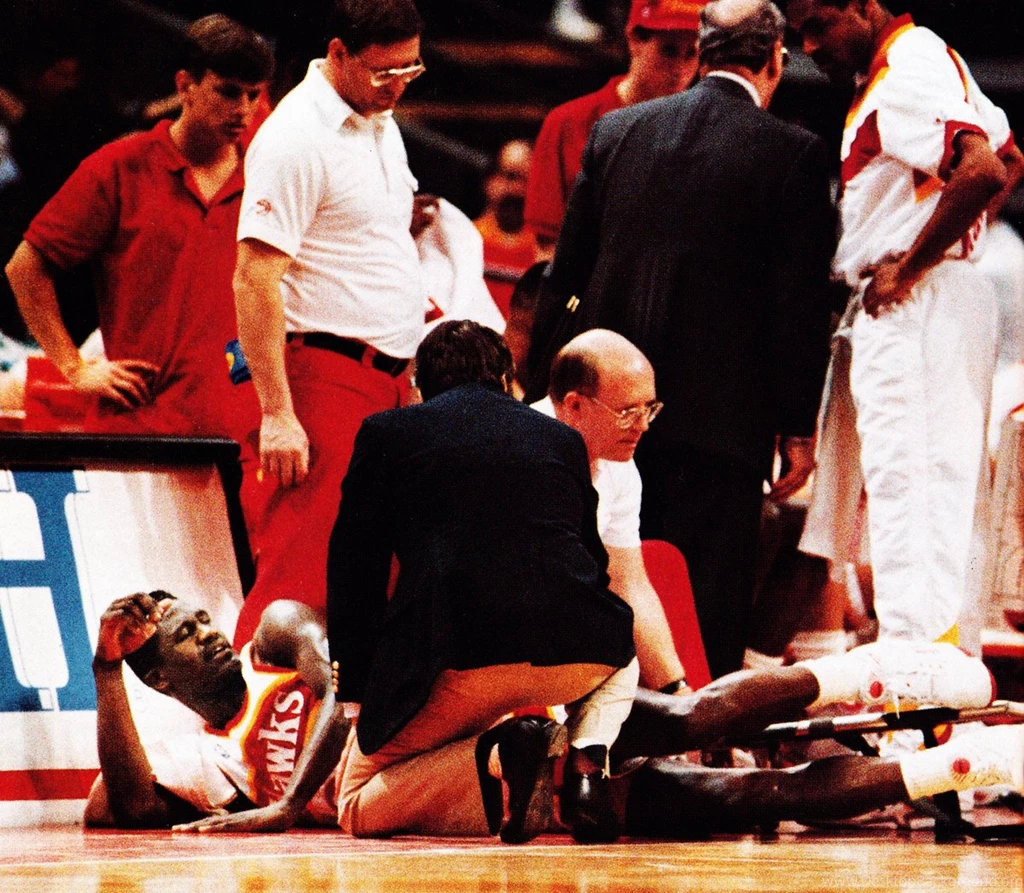 32 Year Old Dominique Wilkins Injures Achilles In 1992 / Comes ...