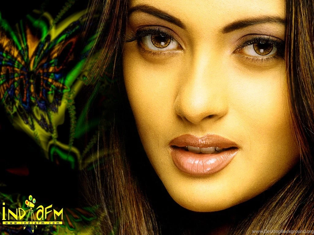 Riya Sen HQ Wallpapers