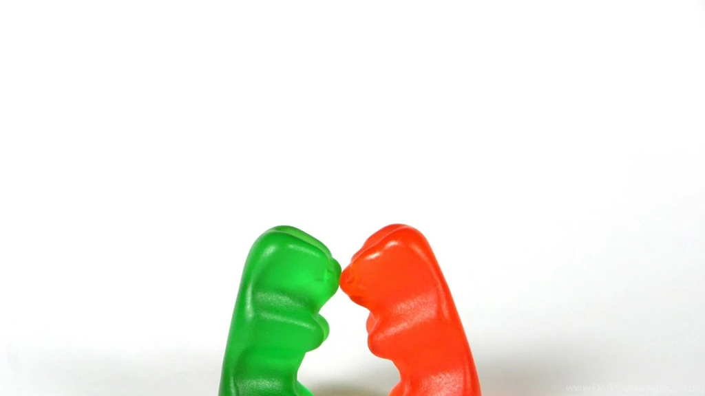 2560x1440 Gummy Bear Love Desktop PC And Mac Wallpapers