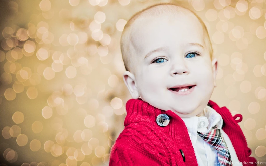 Smiling Cute Baby HD Wallpapers