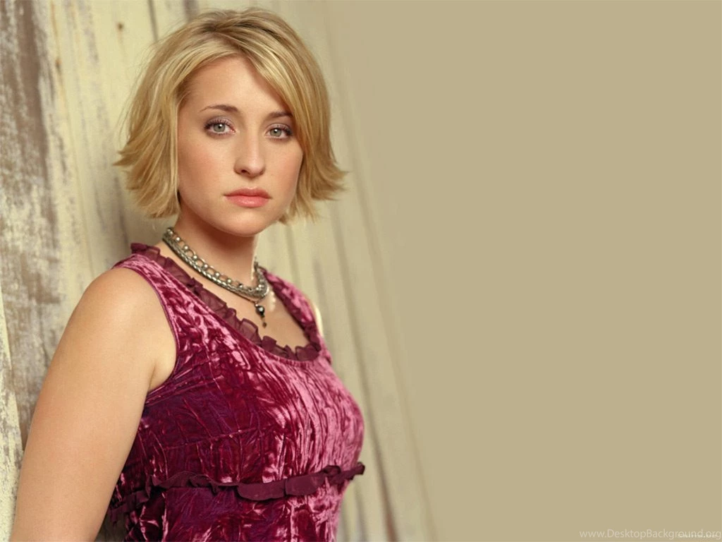 Allison Mack Hd Images