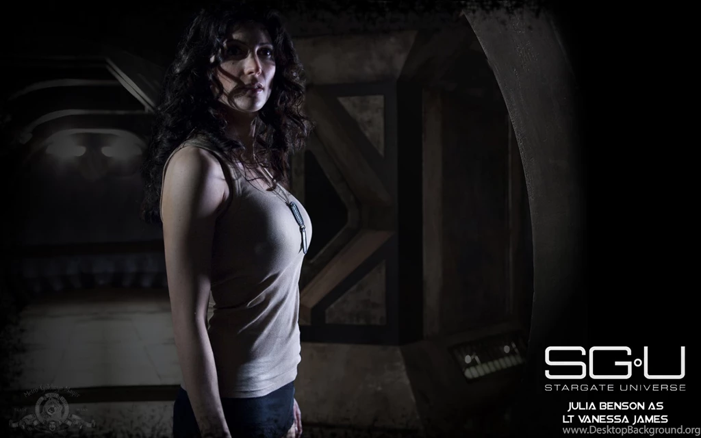 Julia Benson In Stargate Universe Wallpapers