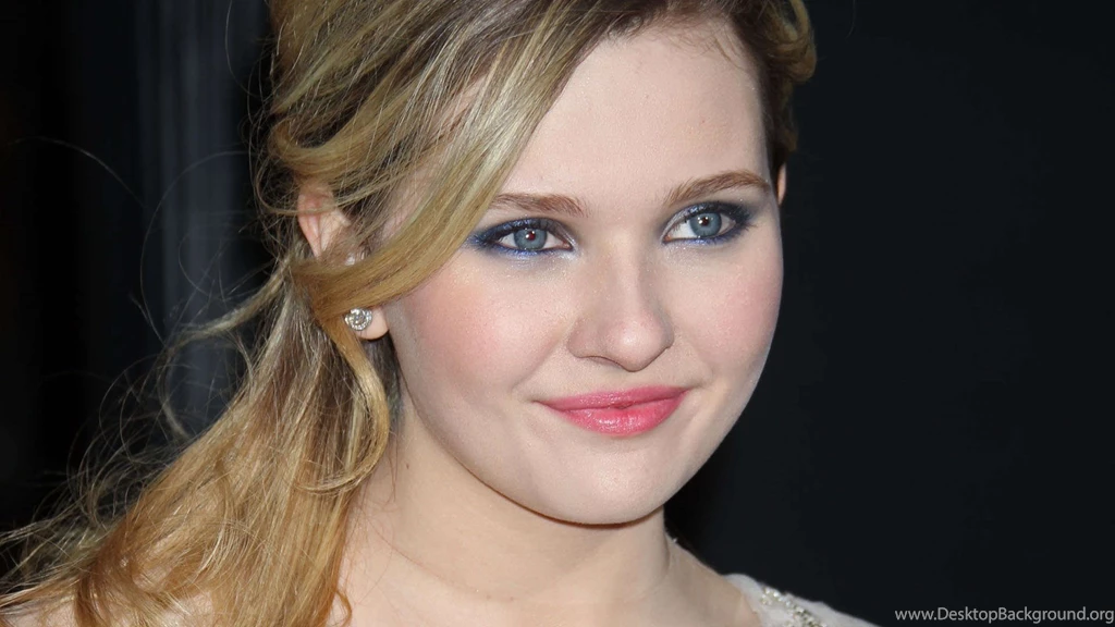 Most Beautiful Girls HD Pictures