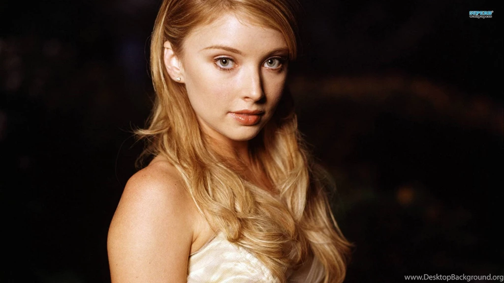 Elisabeth Harnois Wallpapers