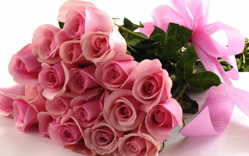 BOUQUET OF PINK ROSES WALLPAPER (