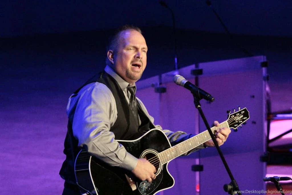 Garth Brooks Is No More And Other Royal Rumblings   Royals Review