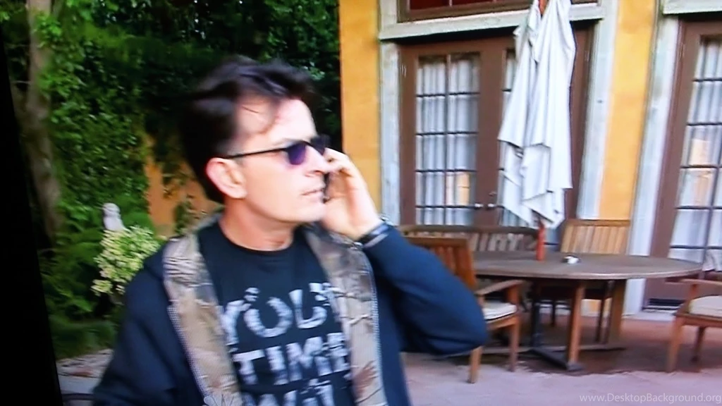 Charlie Sheen At Home: Friends, Porn Star, Working Out And A ...